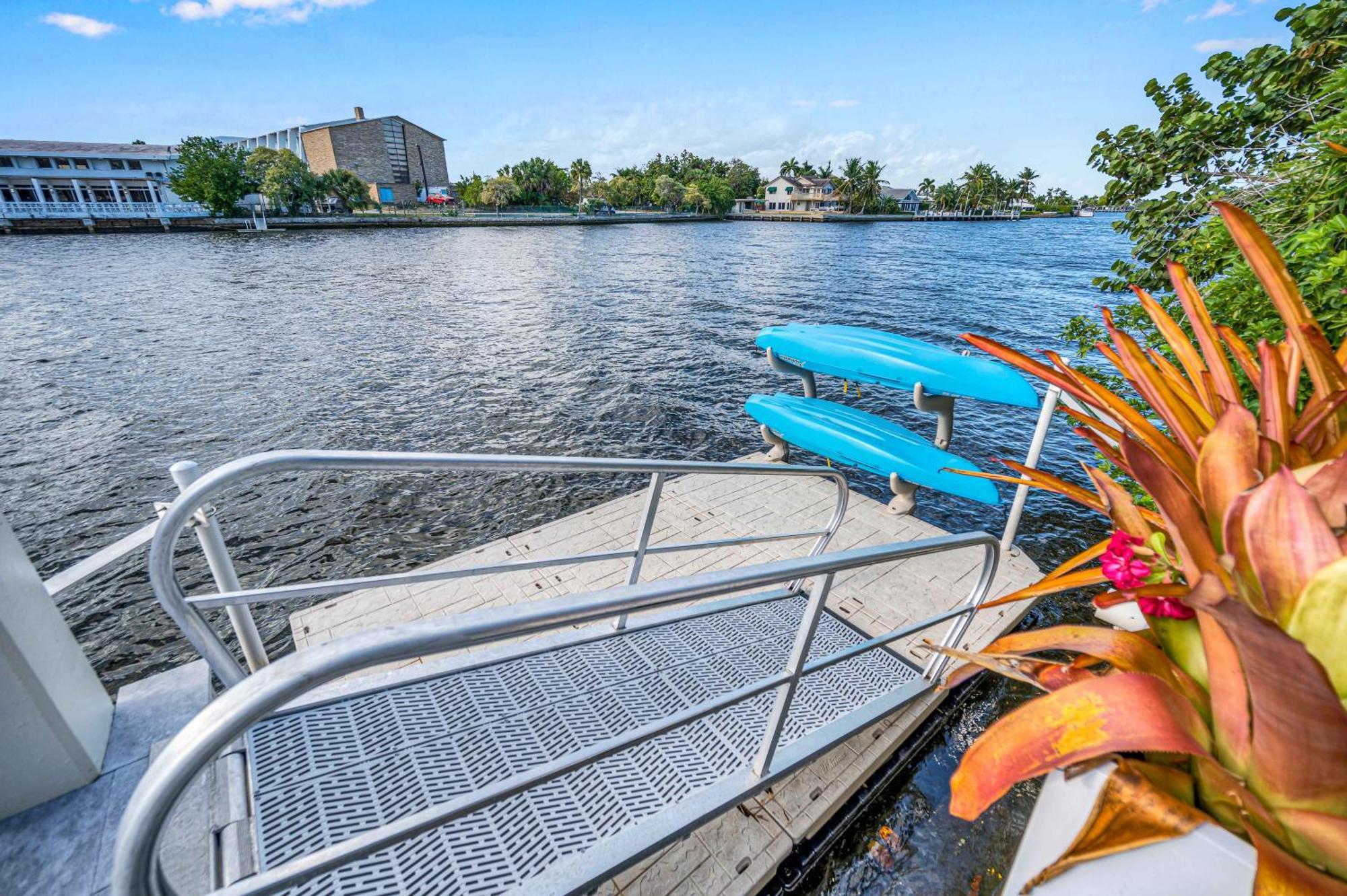 The Modern Castle Canal View Access Rooftop Living Greenhouse Vlllas Fort Lauderdale Ngoại thất bức ảnh