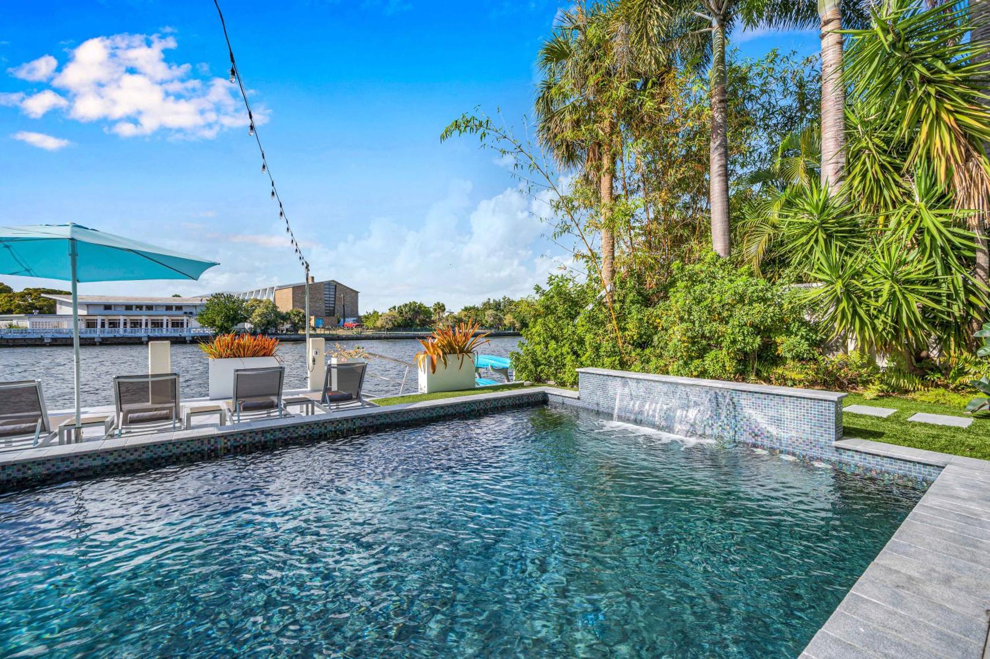 The Modern Castle Canal View Access Rooftop Living Greenhouse Vlllas Fort Lauderdale Ngoại thất bức ảnh